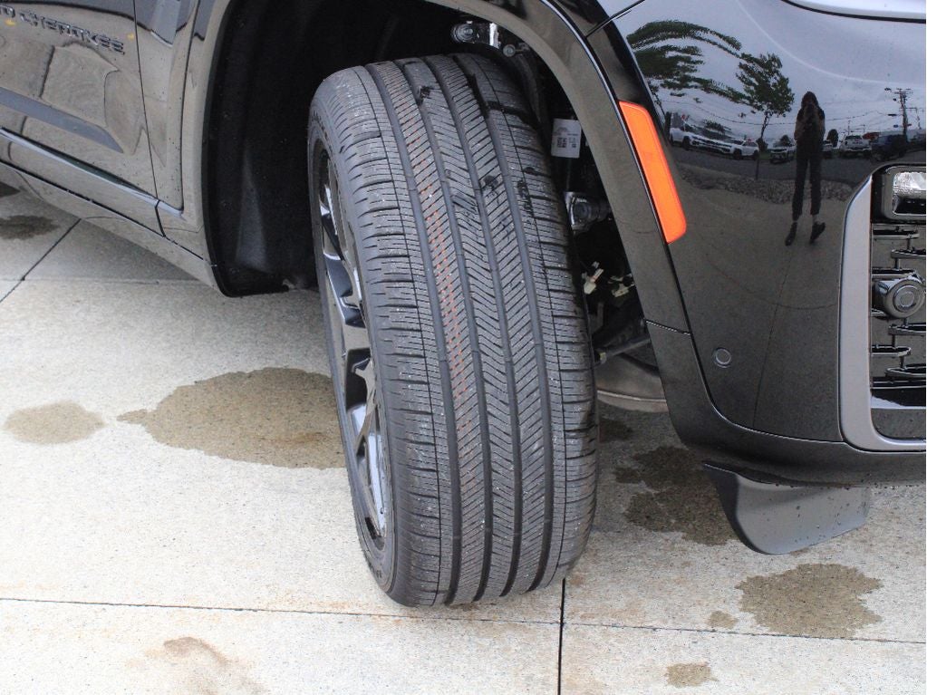 2026 Jeep Grand Cherokee Summit