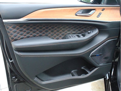 2026 Jeep Grand Cherokee Summit