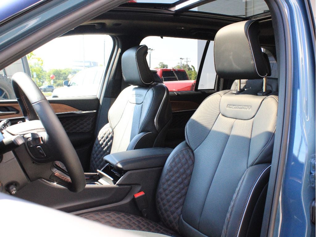 2026 Jeep Grand Cherokee Summit