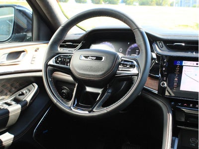 2026 Jeep Grand Cherokee Summit