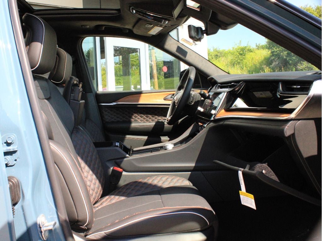 2026 Jeep Grand Cherokee Summit