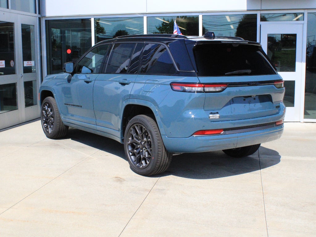 2026 Jeep Grand Cherokee Summit