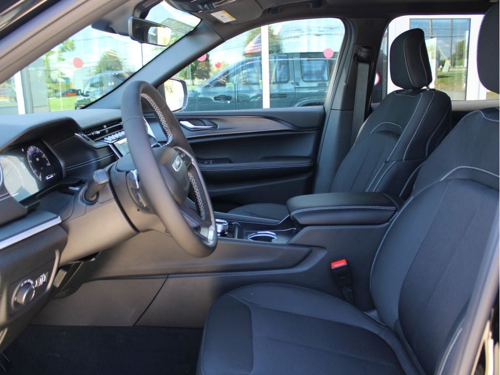 2025 Jeep Grand Cherokee L Laredo X