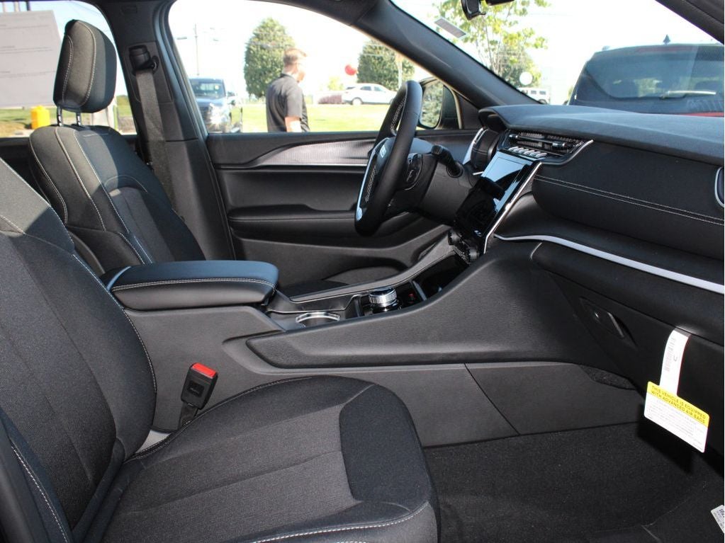 2025 Jeep Grand Cherokee L Laredo X