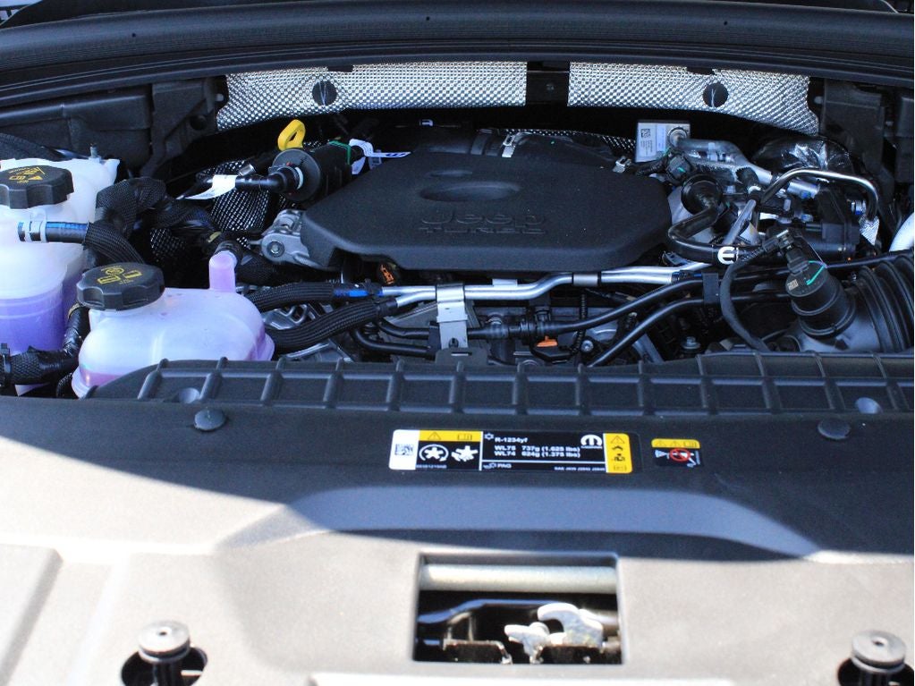 2026 Jeep Grand Cherokee L Laredo Altitude