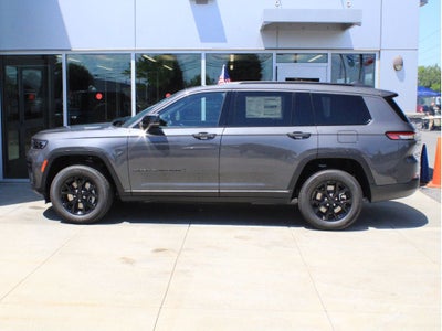 2026 Jeep Grand Cherokee L Laredo Altitude