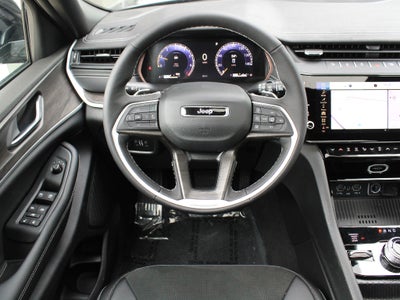 2026 Jeep Grand Cherokee L Laredo Altitude