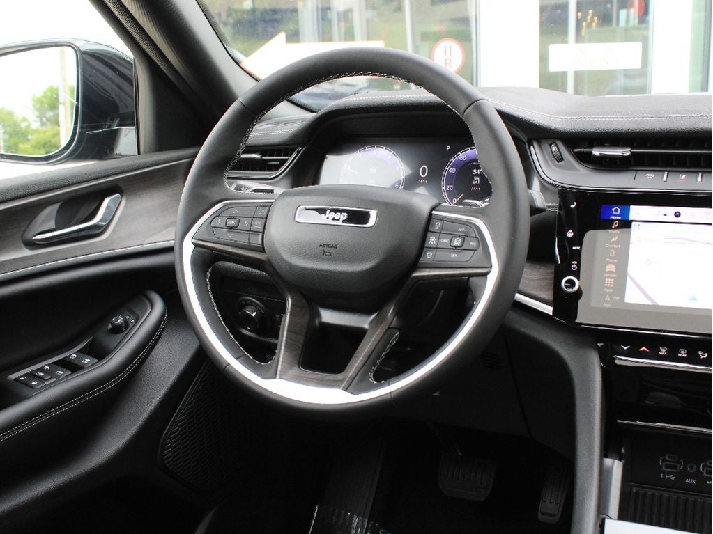 2026 Jeep Grand Cherokee L Laredo Altitude