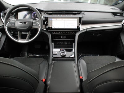 2026 Jeep Grand Cherokee L Laredo Altitude