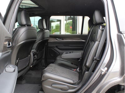 2026 Jeep Grand Cherokee L Laredo Altitude