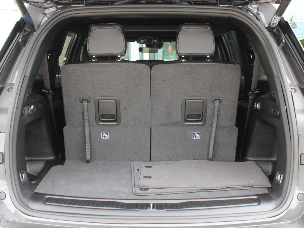 2026 Jeep Grand Cherokee L Laredo Altitude