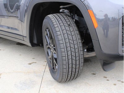 2026 Jeep Grand Cherokee L Laredo Altitude