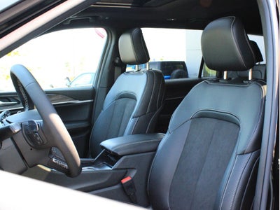 2026 Jeep Grand Cherokee L Laredo Altitude