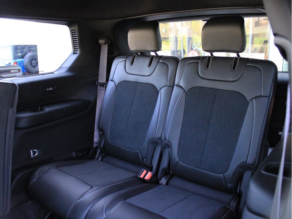 2026 Jeep Grand Cherokee L Laredo Altitude