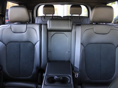 2026 Jeep Grand Cherokee L Laredo Altitude