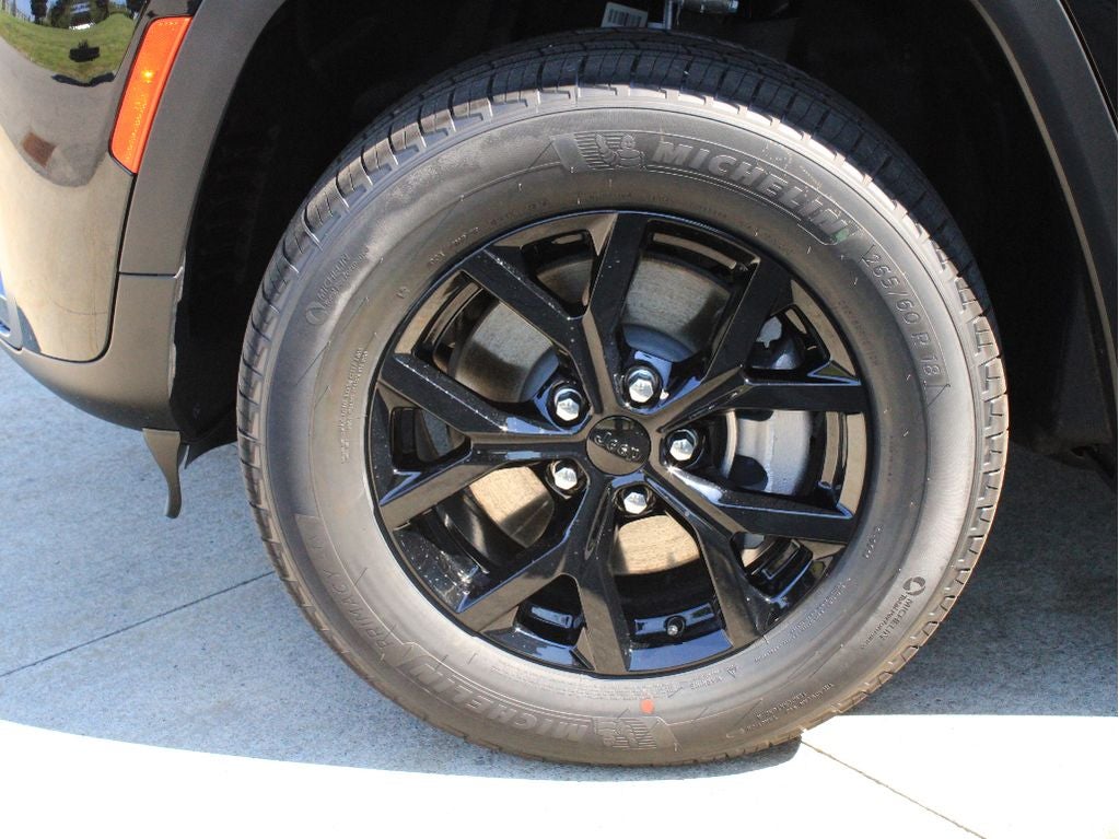 2026 Jeep Grand Cherokee L Laredo Altitude