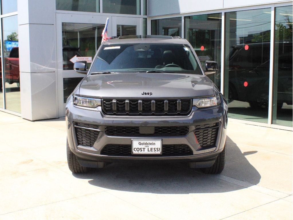 2026 Jeep Grand Cherokee L Laredo Altitude