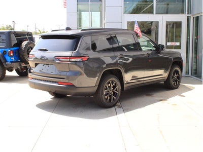 2026 Jeep Grand Cherokee L Laredo Altitude