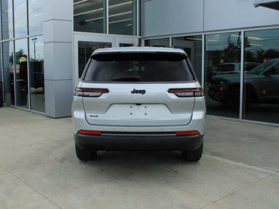 2026 Jeep Grand Cherokee L Laredo Altitude