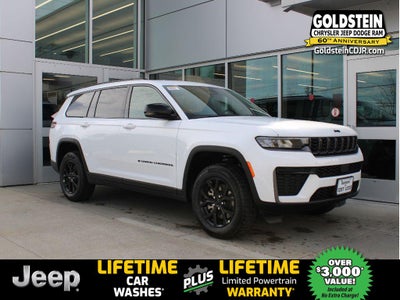 2026 Jeep Grand Cherokee Laredo Altitude