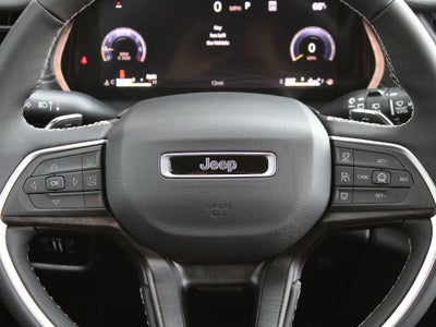 2026 Jeep Grand Cherokee Laredo Altitude