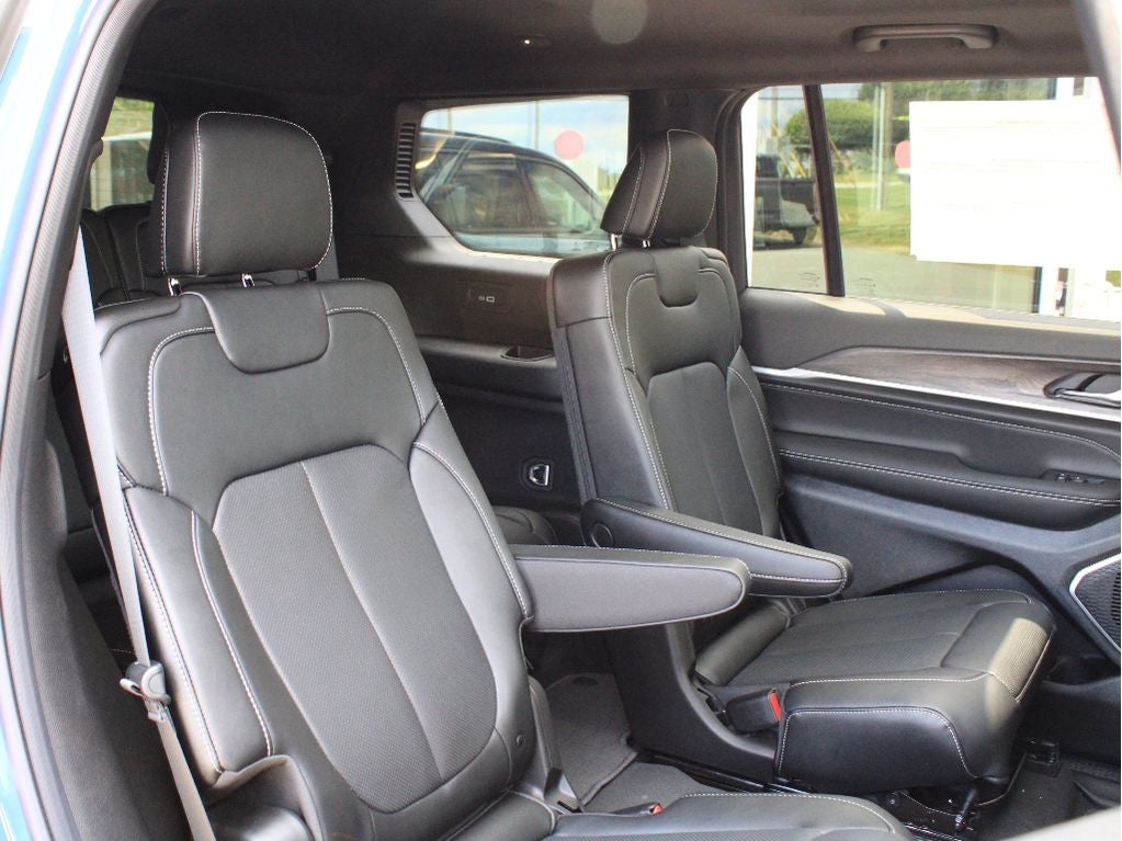 2026 Jeep Grand Cherokee L Limited Reserve