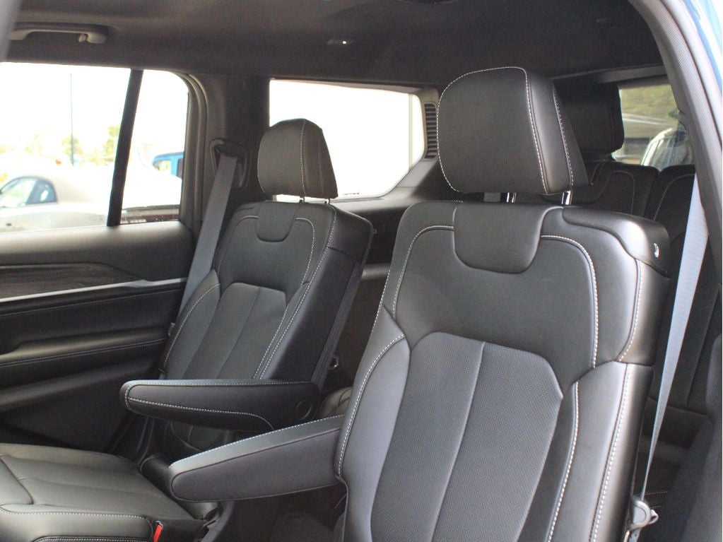 2026 Jeep Grand Cherokee L Limited Reserve