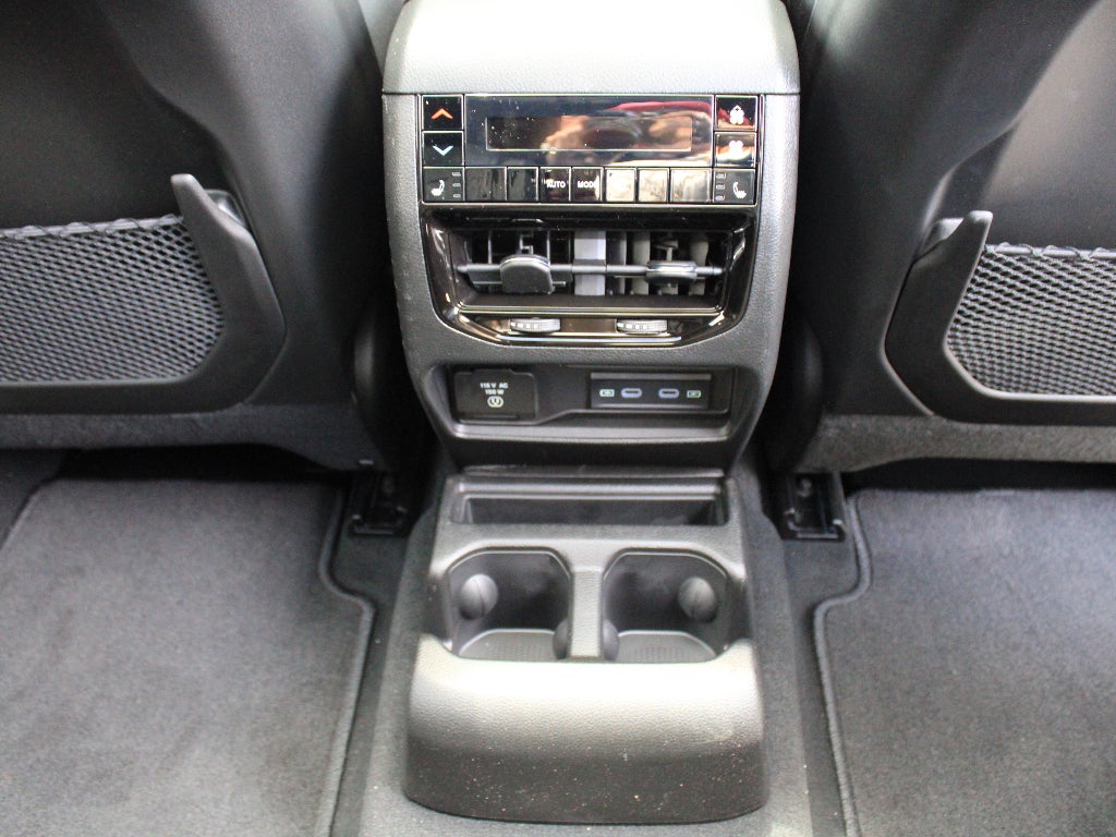 2026 Jeep Grand Cherokee L Limited Reserve