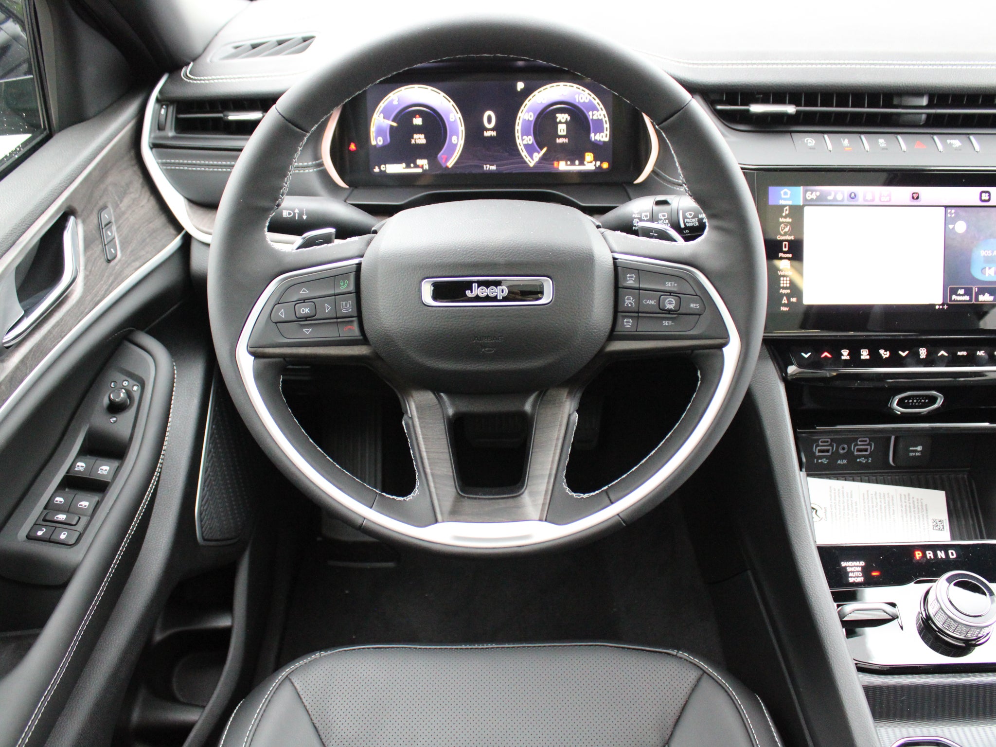 2027 Jeep Grand Cherokee L Limited Reserve