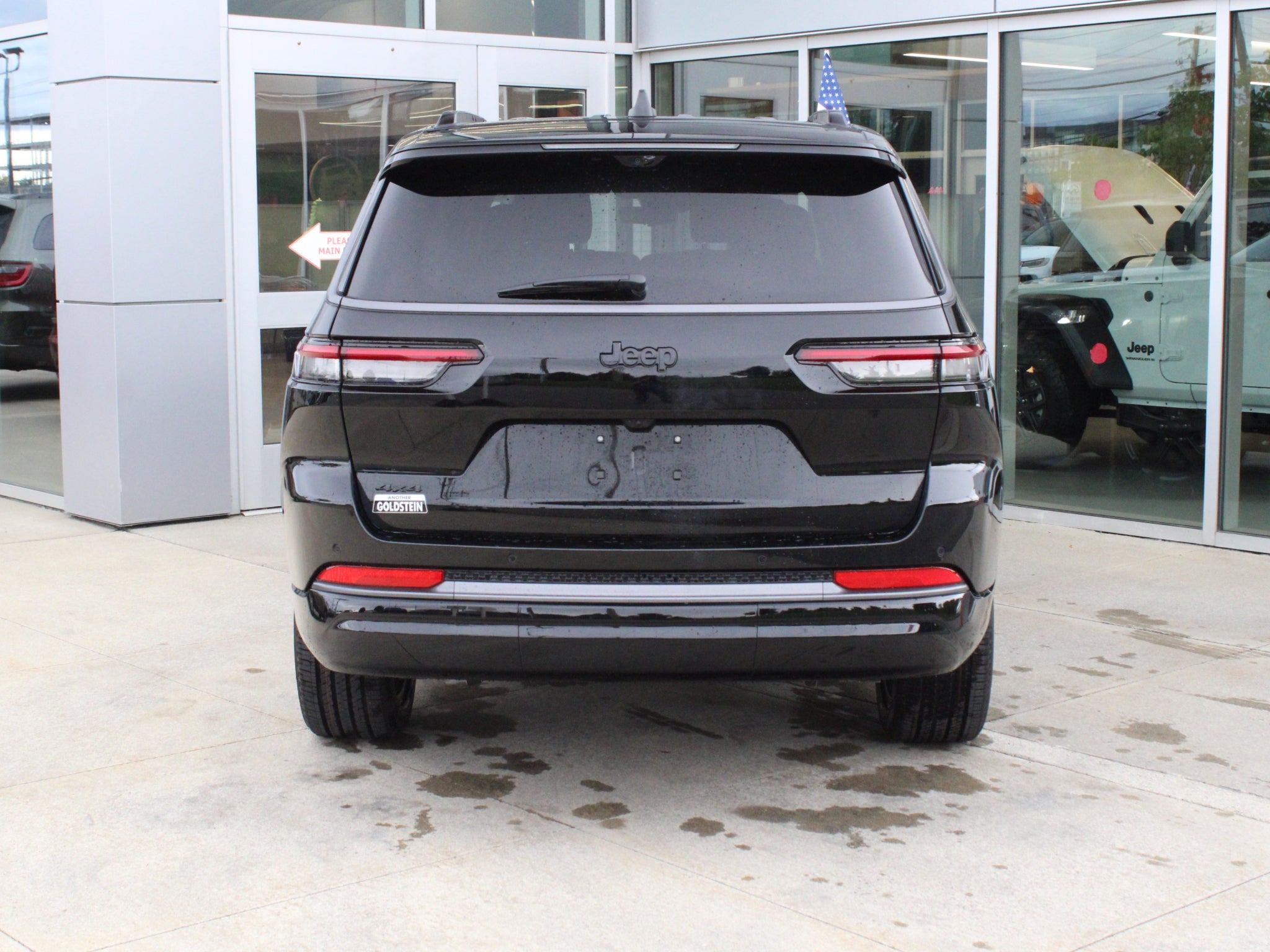 2027 Jeep Grand Cherokee L Limited Reserve