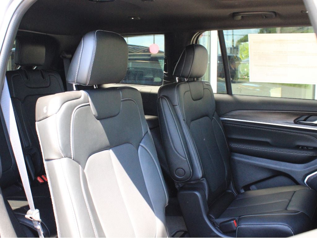 2026 Jeep Grand Cherokee L Limited Reserve