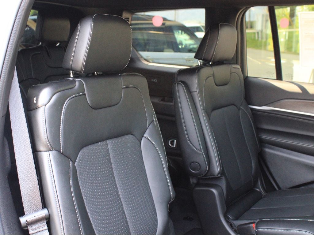 2026 Jeep Grand Cherokee L Limited Reserve