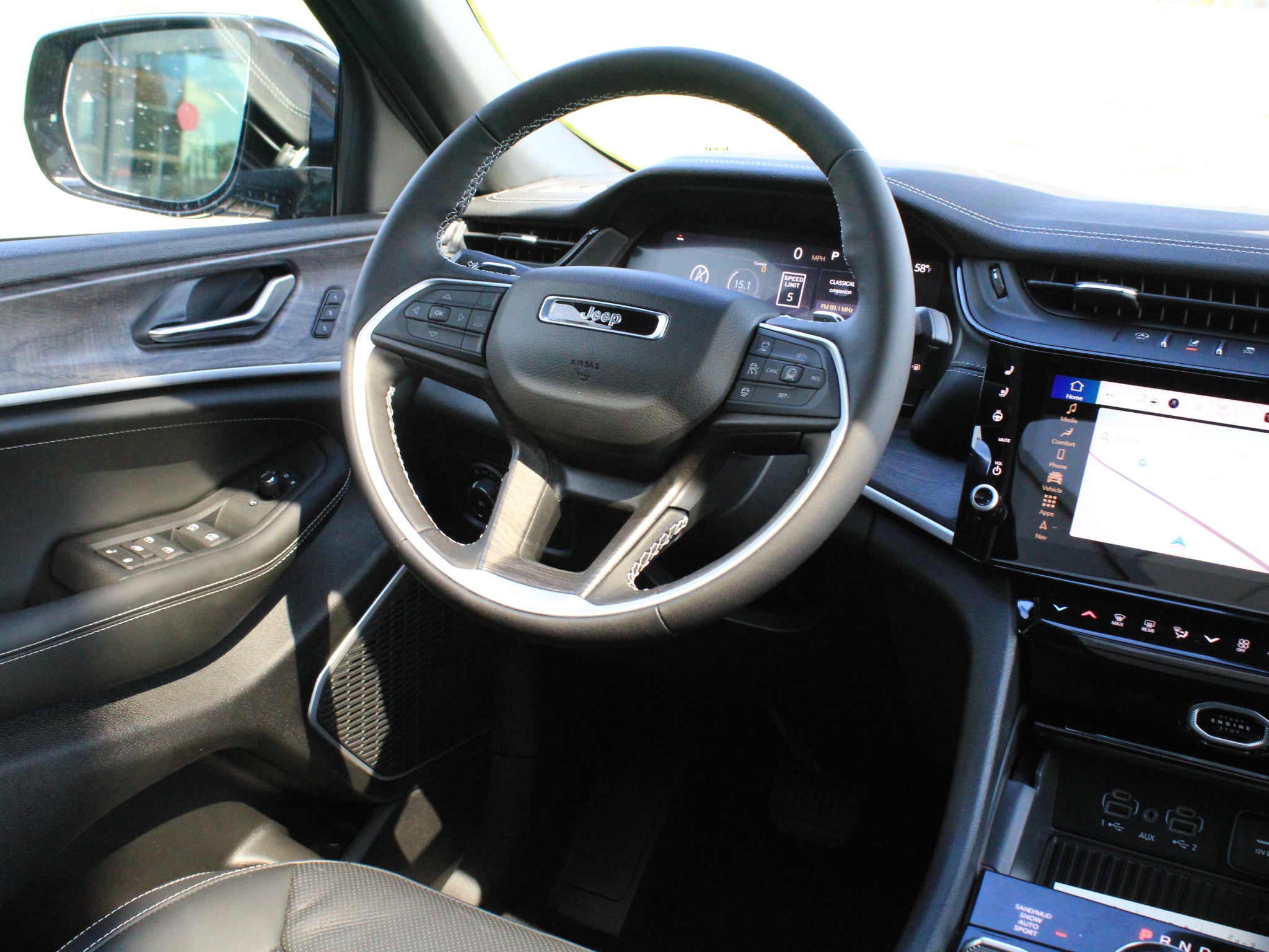 2027 Jeep Grand Cherokee L Limited Reserve