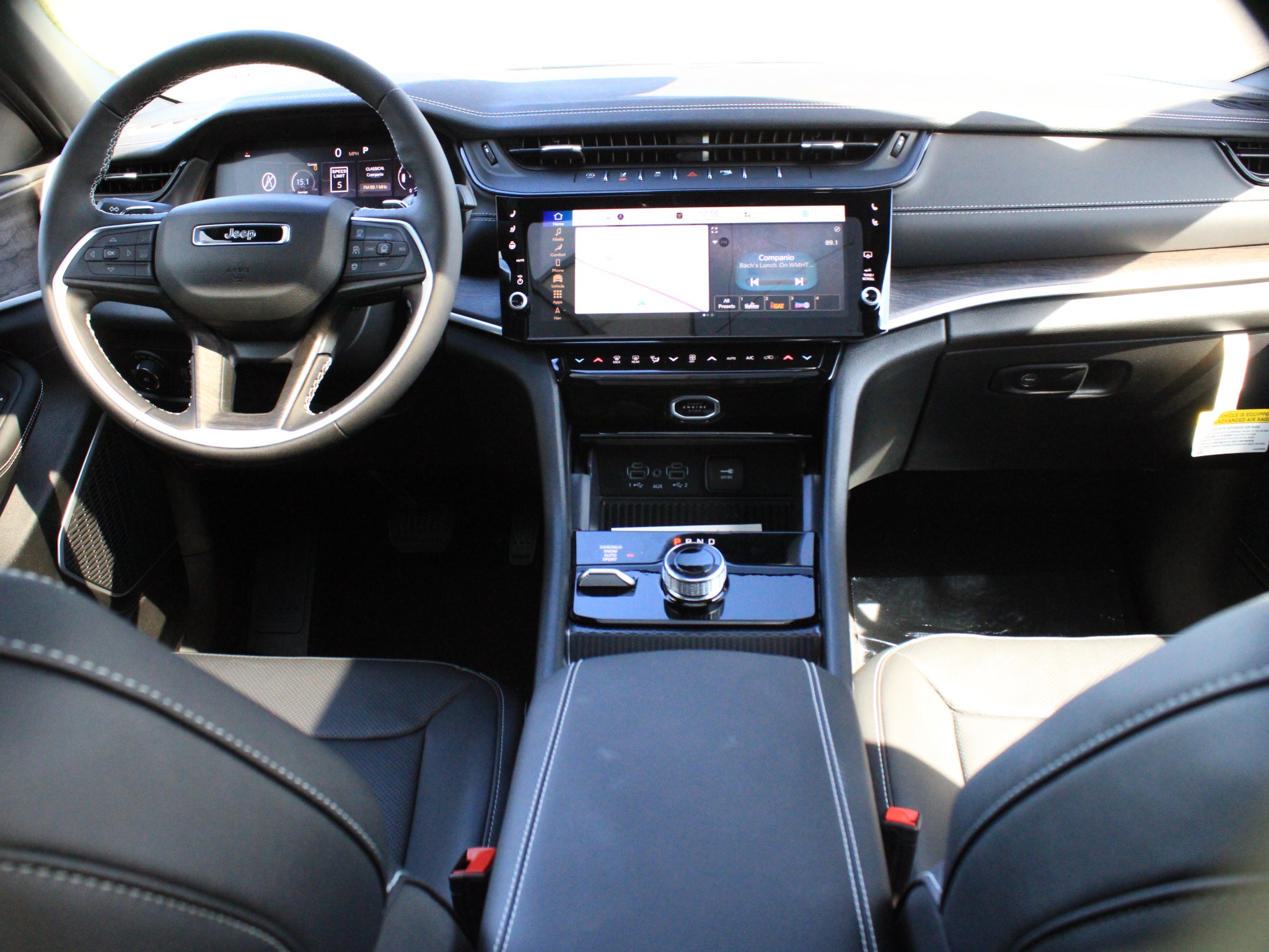 2027 Jeep Grand Cherokee L Limited Reserve