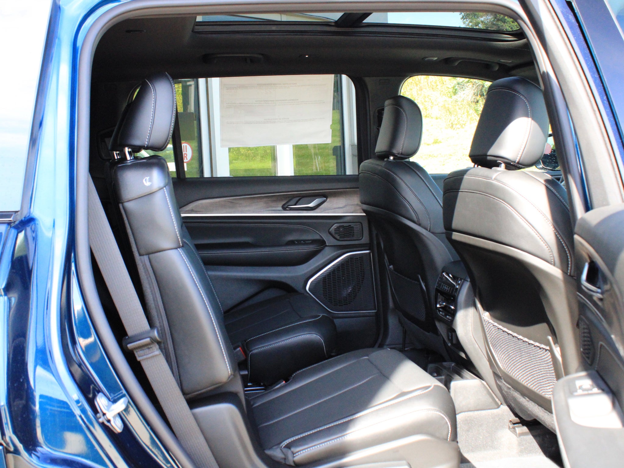 2027 Jeep Grand Cherokee L Limited Reserve