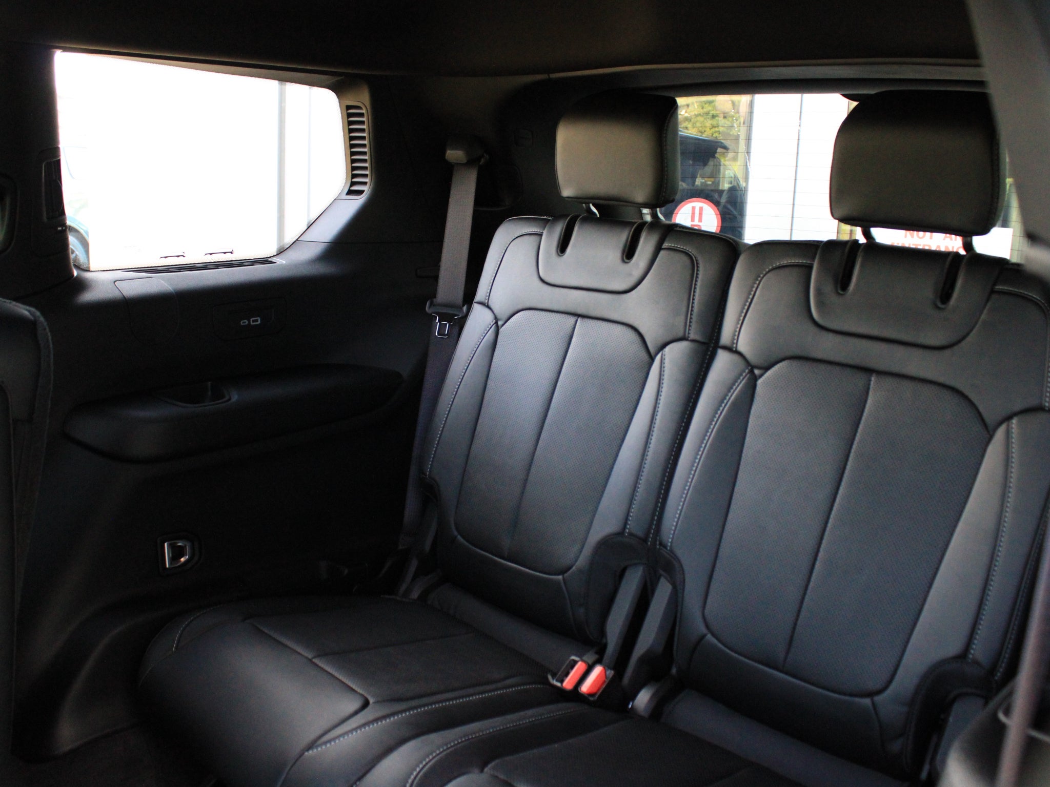 2027 Jeep Grand Cherokee L Limited Reserve