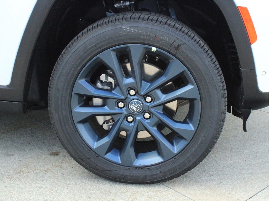 2026 Jeep Grand Cherokee L 85th Anniversary Edition