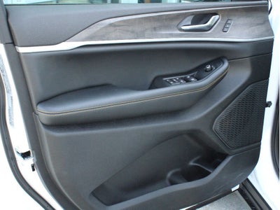 2026 Jeep Grand Cherokee L 85th Anniversary Edition