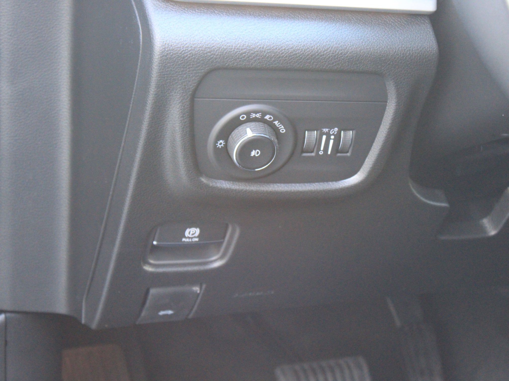 2027 Jeep Grand Cherokee L Limited
