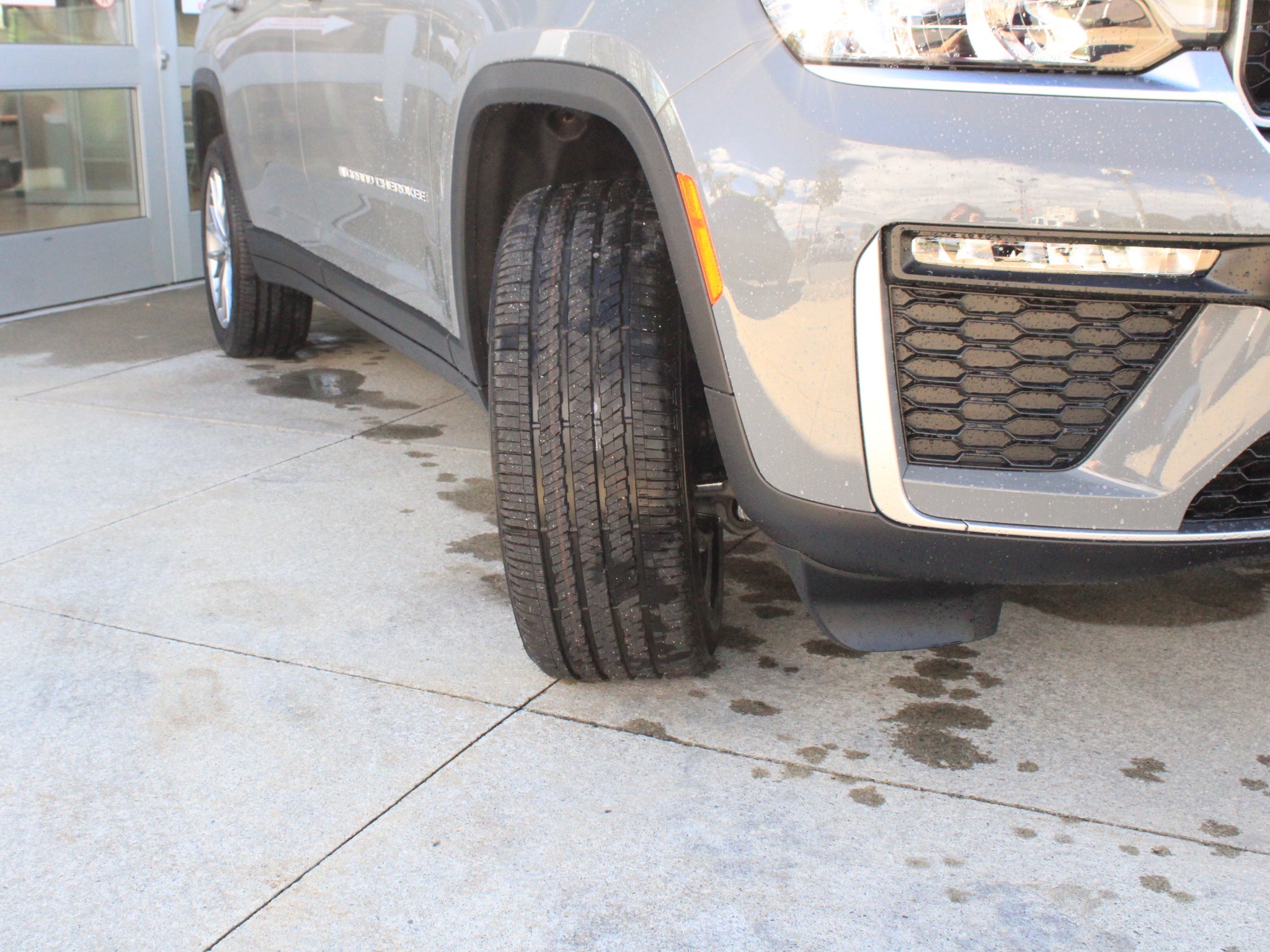 2027 Jeep Grand Cherokee L Limited