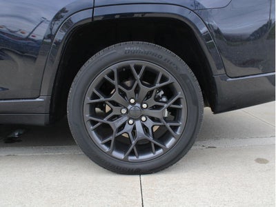 2023 Jeep Grand Cherokee L Summit Reserve