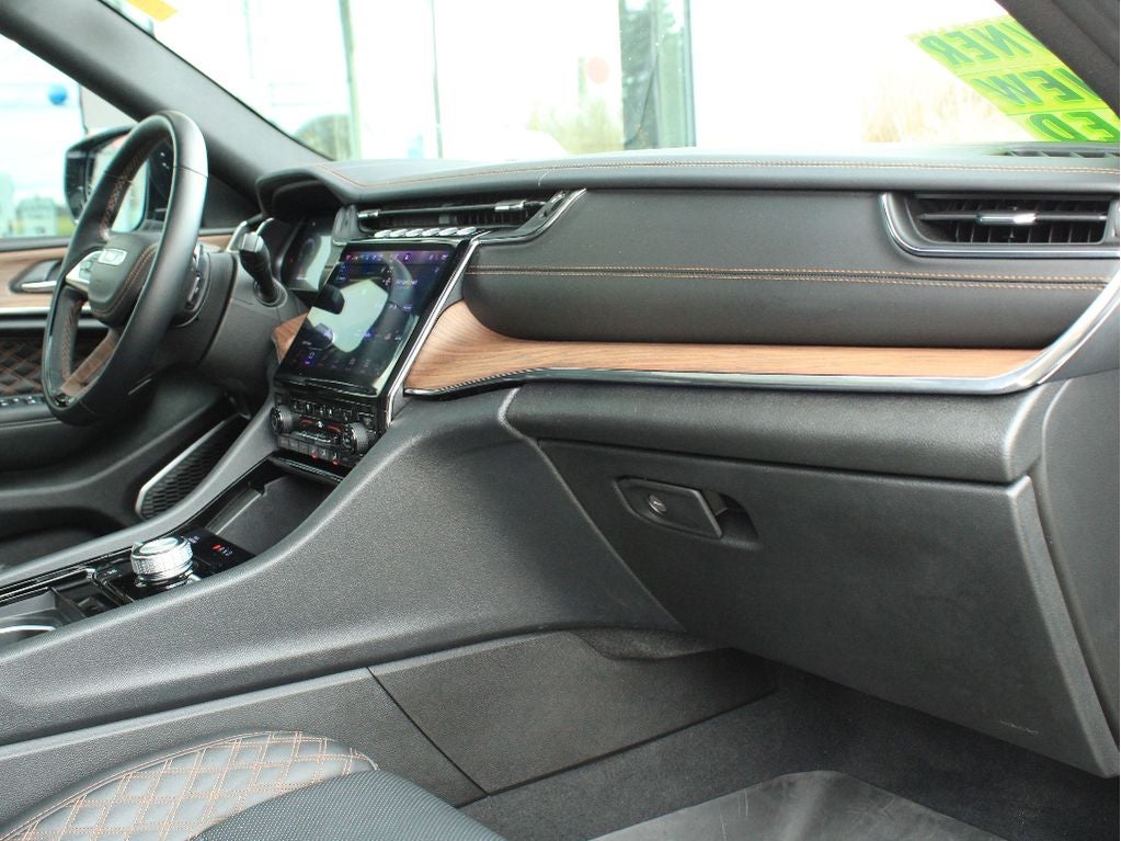 2025 Jeep Grand Cherokee L Summit