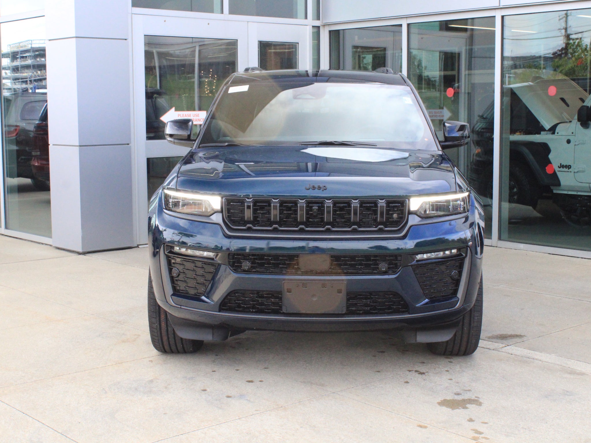 2027 Jeep Grand Cherokee L Summit