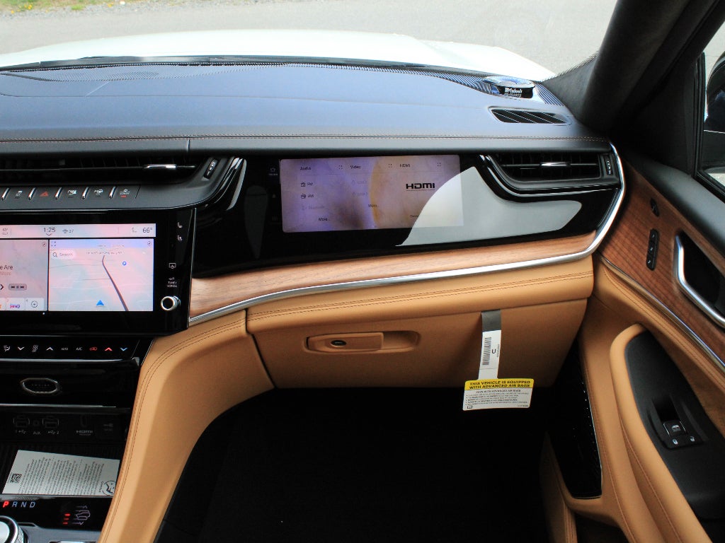 2026 Jeep Grand Cherokee Summit