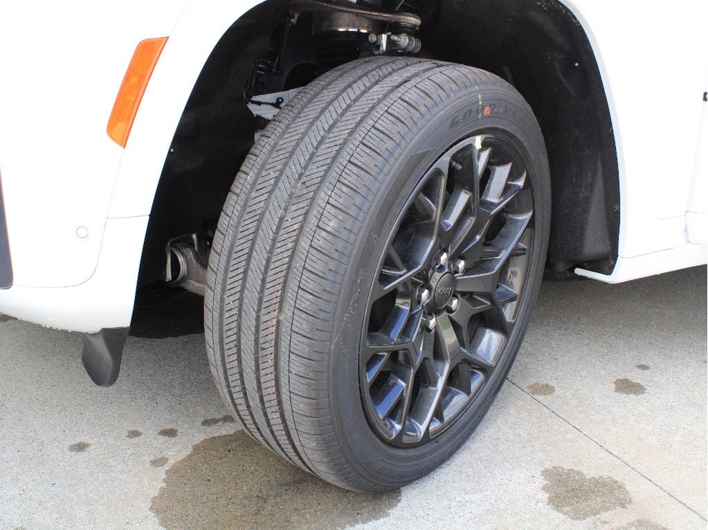 2026 Jeep Grand Cherokee Summit