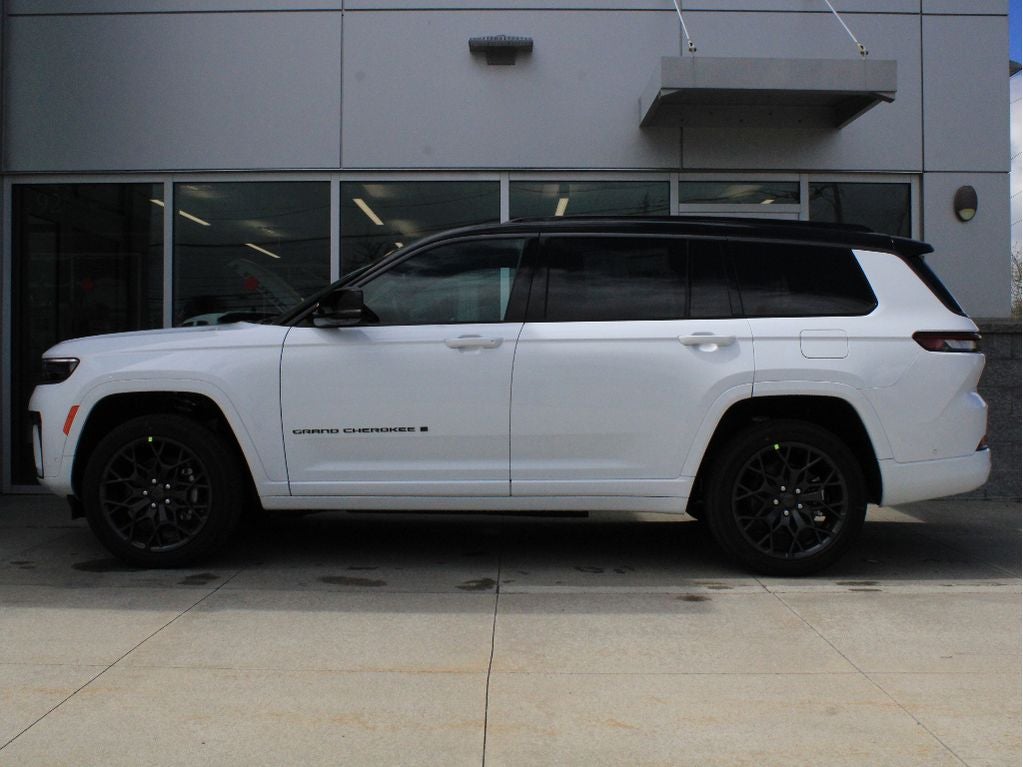 2026 Jeep Grand Cherokee Summit