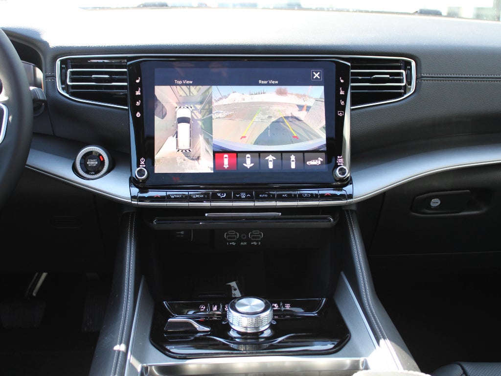 2026 Jeep Grand Wagoneer Base