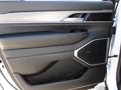 2026 Jeep Grand Wagoneer Base