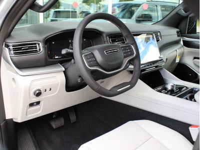 2026 Jeep Grand Wagoneer Base