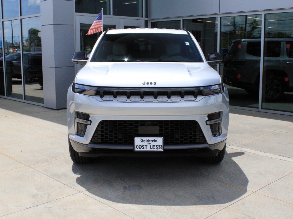 2026 Jeep Grand Wagoneer Base